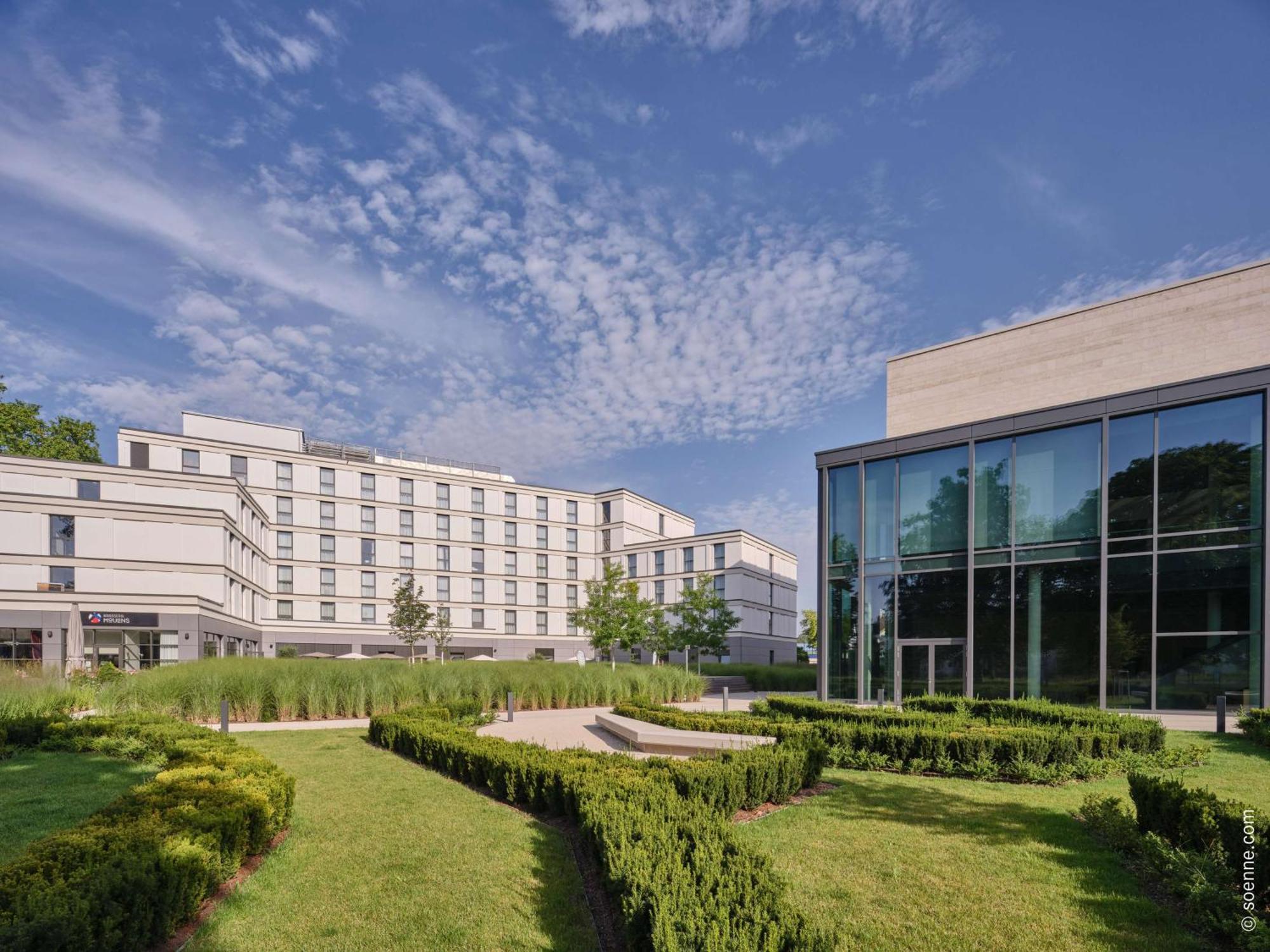 Dorint Parkhotel Frankfurt / Bad Vilbel Esterno foto